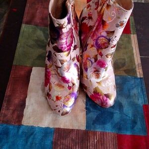 Floral boots